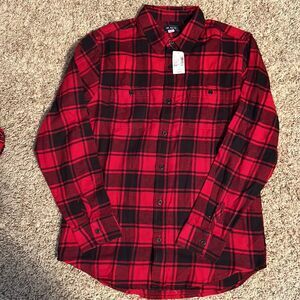 NWT- Place - Men’s Buffalo Plaid Button Down - Size M